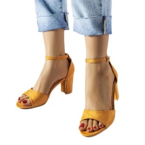 Zdjęcie produktu Brązowe sandały na słupku Polet żółte Inna marka