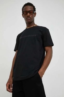 Zdjęcie produktu Bruuns Bazaar t-shirt bawełniany Gus kolor czarny z aplikacją