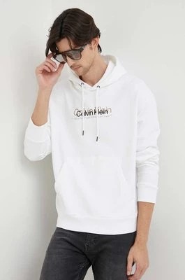Zdjęcie produktu Calvin Klein bluza bawełniana męska kolor biały z kapturem z nadrukiem