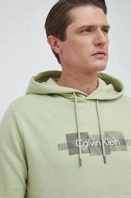 Zdjęcie produktu Calvin Klein bluza bawełniana męska kolor zielony z kapturem z aplikacją