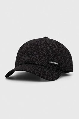 Zdjęcie produktu Calvin Klein czapka z daszkiem bawełniana kolor czarny wzorzysta