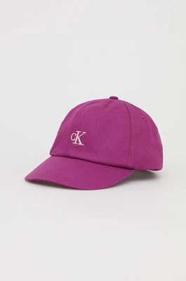 Zdjęcie produktu Calvin Klein Jeans czapka z daszkiem bawełniana dziecięca kolor fioletowy