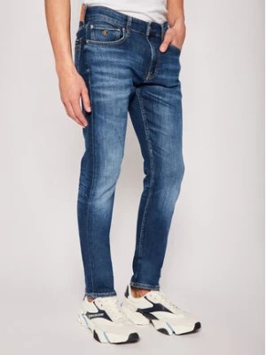 Zdjęcie produktu Calvin Klein Jeans Jeansy Slim Fit Da142 J30J315354 Granatowy Slim Fit