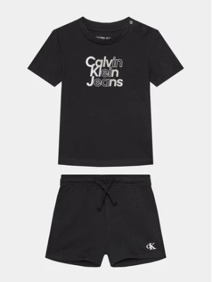 Zdjęcie produktu Calvin Klein Jeans Komplet t-shirt i spodenki Gradient Logo IN0IN00175 Czarny Regular Fit