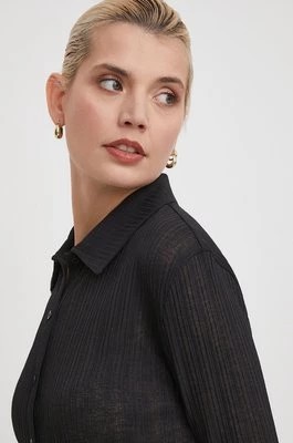 Zdjęcie produktu Calvin Klein Jeans koszula damska kolor czarny regular z kołnierzykiem klasycznym