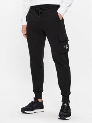 Zdjęcie produktu Calvin Klein Jeans Spodnie dresowe Badge J30J324683 Czarny Regular Fit