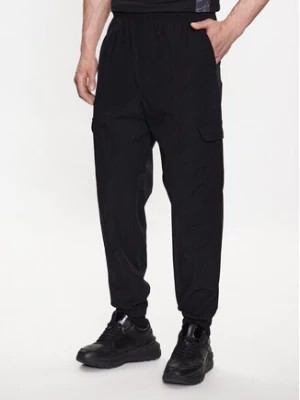 Zdjęcie produktu Calvin Klein Jeans Spodnie dresowe J30J323498 Czarny Regular Fit