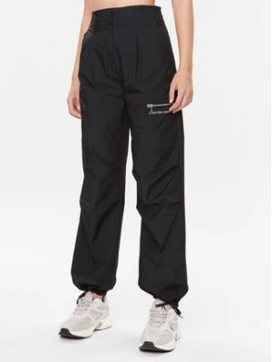 Zdjęcie produktu Calvin Klein Jeans Spodnie materiałowe J20J221859 Czarny Regular Fit