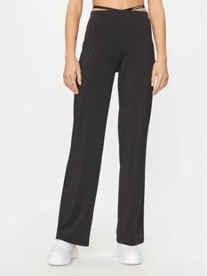 Zdjęcie produktu Calvin Klein Jeans Spodnie materiałowe J20J221919 Czarny Straight Fit