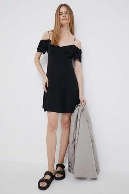 Zdjęcie produktu Calvin Klein Jeans sukienka kolor czarny mini rozkloszowana