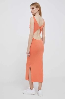 Zdjęcie produktu Calvin Klein Jeans sukienka kolor pomarańczowy midi dopasowana