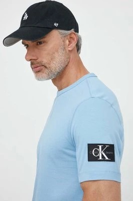 Zdjęcie produktu Calvin Klein Jeans t-shirt bawełniany kolor niebieski J30J323484