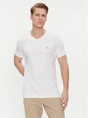 Zdjęcie produktu Calvin Klein Jeans T-Shirt Embro Badge J30J325212 Biały Slim Fit