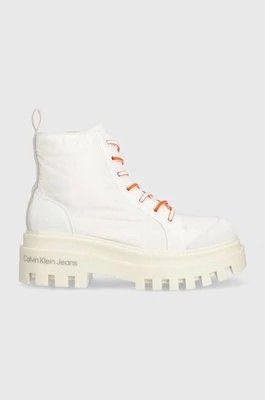 Zdjęcie produktu Calvin Klein Jeans workery TOOTHY COMBAT BOOT SOFTNY damskie kolor biały na platformie YW0YW00948