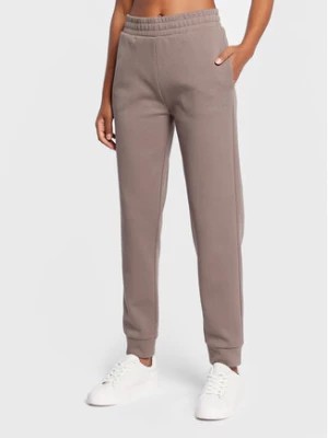 Zdjęcie produktu Calvin Klein Spodnie dresowe Micro Logo Essential K20K204424 Brązowy Regular Fit