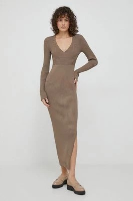 Zdjęcie produktu Calvin Klein sukienka kolor brązowy maxi dopasowana