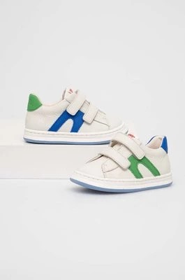 Zdjęcie produktu Camper sneakersy skórzane dziecięce kolor niebieski TWS