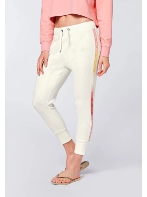 Zdjęcie produktu Chiemsee Spodnie dresowe "Linnas" w kolorze kremowym rozmiar: L
