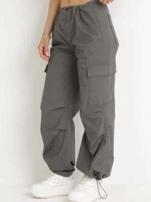 Zdjęcie produktu Ciemnoszare Spodnie z Kieszeniami Cargo z Klapami Yalelona