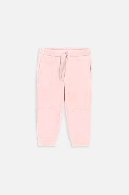 Zdjęcie produktu Coccodrillo spodnie dresowe niemowlęce ZC3120101SGN SOFT ALPINE GIRL NEWBORN kolor różowy gładkie
