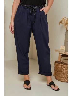 Zdjęcie produktu Curvy Lady Spodnie w kolorze granatowym rozmiar: 40/42