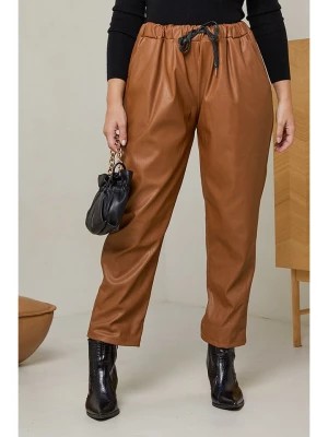 Zdjęcie produktu Curvy Lady Spodnie w kolorze karmelowym ze skóry syntetycznej rozmiar: 44/46
