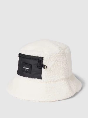Zdjęcie produktu Czapka typu bucket hat z naszywką z logo CK Calvin Klein