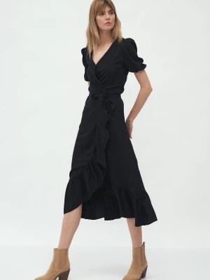 Zdjęcie produktu Czarna kopertowa sukienka w stylu boho Merg