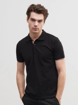 Zdjęcie produktu Czarna koszulka polo męska OCHNIK