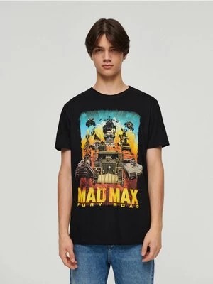Zdjęcie produktu Czarna koszulka z nadrukiem Mad Max House