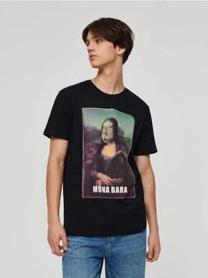 Zdjęcie produktu Czarna koszulka z nadrukiem Mona Bara House