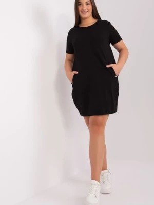 Zdjęcie produktu Czarna sukienka plus size basic z kieszeniami RELEVANCE