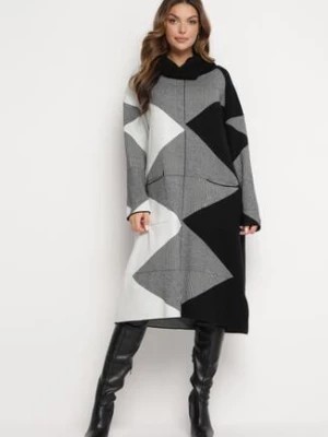 Zdjęcie produktu Czarna Sweterkowa Sukienka Midi o Luźnym Kroju z Golfem i Geometrycznym Wzorem Diverna