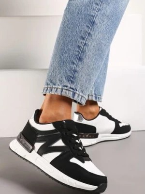 Zdjęcie produktu Czarno-Białe Płaskie Sneakersy ze Sznurowaniem z Metalicznymi Wstawkami Remarie
