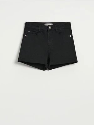 Zdjęcie produktu Czarne szorty jeansowe ze średnim stanem House
