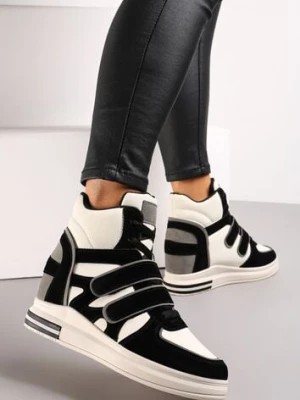 Zdjęcie produktu Czarno-Białe Sneakersy na Ukrytym Koturnie Zapięcie na Rzep Dodatkowo Sznurowane z Ozdobnymi Wstawkami z Ekozamszu Tisgnet