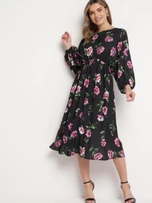 Zdjęcie produktu Czarno-Różowa Rozkloszowana Sukienka Midi z Rękawami Nietoperz w Kwiaty Gervia