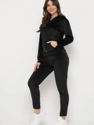 Zdjęcie produktu Czarny Komplet Dresowy z Weluru Bluza z Kapturem i Spodnie z Gumką w Pasie Avinlia