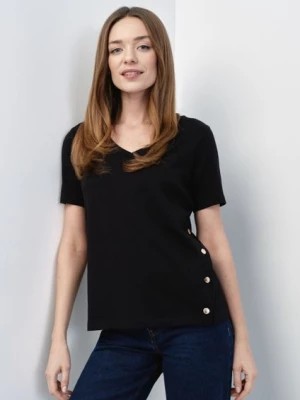 Zdjęcie produktu Czarny T-shirt damski z rozcięciem OCHNIK