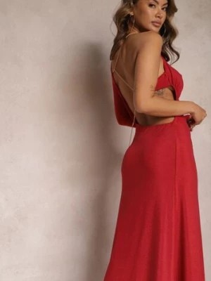 Zdjęcie produktu Czerwona Asymetryczna Sukienka Maxi na Jedno Ramię z Ozdobnym Łańcuszkiem Ombrelle