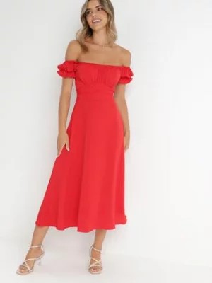 Zdjęcie produktu Czerwona Sukienka Midi z Dekoltem Carmen i Bufiastymi Rękawkami Amarhis