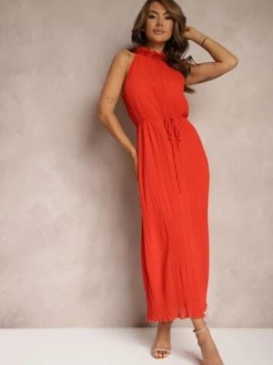 Zdjęcie produktu Czerwona Sukienka z Dekoltem Typu Halter z Materiałowym Paskiem w Talii i Aplikacjami 3D Dimnnia