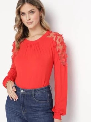 Zdjęcie produktu Czerwona Wiskozowa Bluzka ze Wstawkami z Siateczki i Ozdobnymi Kwiatami Sevinsse