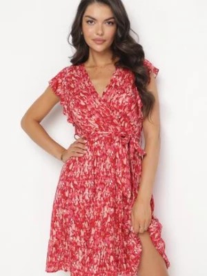 Zdjęcie produktu Czerwona Wiskozowa Sukienka Midi w Kwiaty z Gumką w Pasie i Falbanką Dilliah