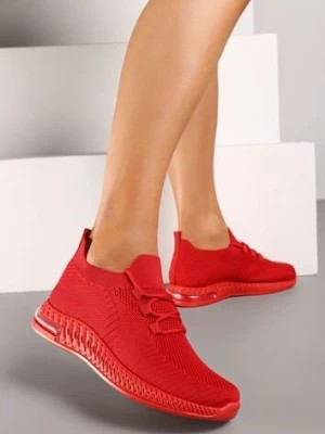 Zdjęcie produktu Czerwone Buty Sportowe z Elastyczną Cholewką pod Kostkę Heranna