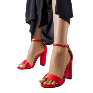 Zdjęcie produktu Czerwone sandałki na wysokim słupku Rive Inna marka