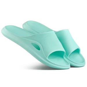 Zdjęcie produktu Damskie klapki basenowe jasnoniebieskie Merg