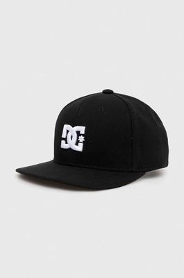 Zdjęcie produktu DC czapka z daszkiem kolor czarny z aplikacją ADYHA04161