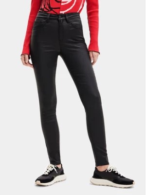 Zdjęcie produktu Desigual Spodnie skórzane 23WWPW21 Czarny Slim Fit