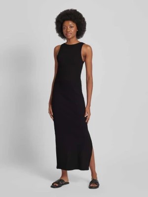 Zdjęcie produktu Długa sukienka z efektem prążkowania model ‘Drew’ Gestuz